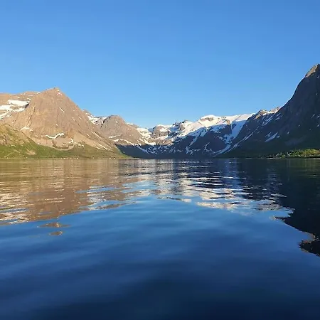 Arctic Tromvik With Jacuzzi * Тромсё
